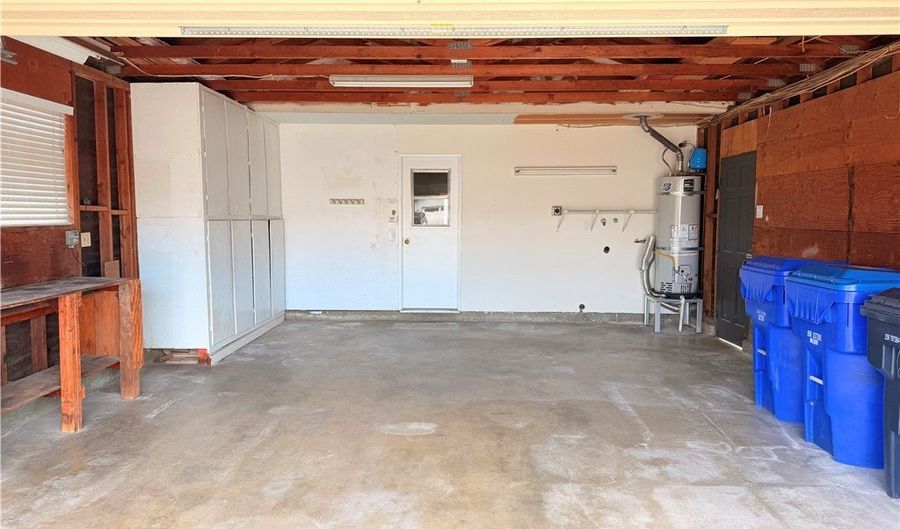 648 Flora, Oceanside, CA 92057 - 4 Beds, 2 Bath