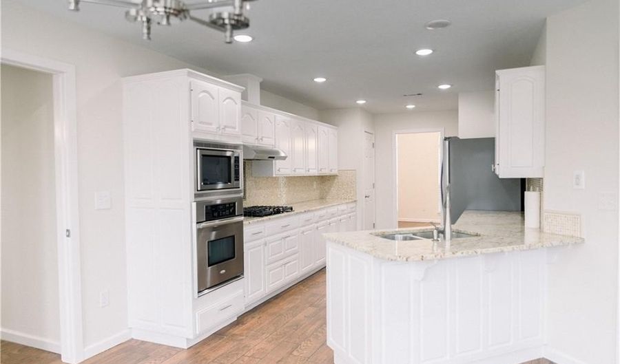 3 Acorn Cir, Bentonville, AR 72712 - 4 Beds, 3 Bath