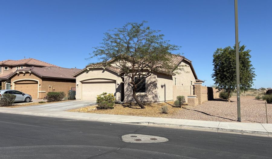 69 S 195TH Ln, Buckeye, AZ 85326 - 4 Beds, 3 Bath