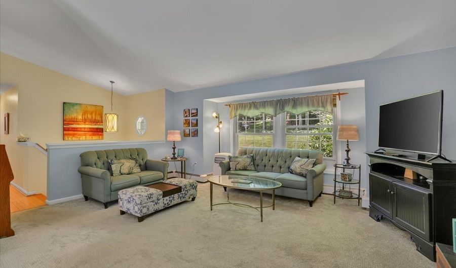 45 Deborah Dr, Coventry, CT 06238 - 4 Beds, 3 Bath