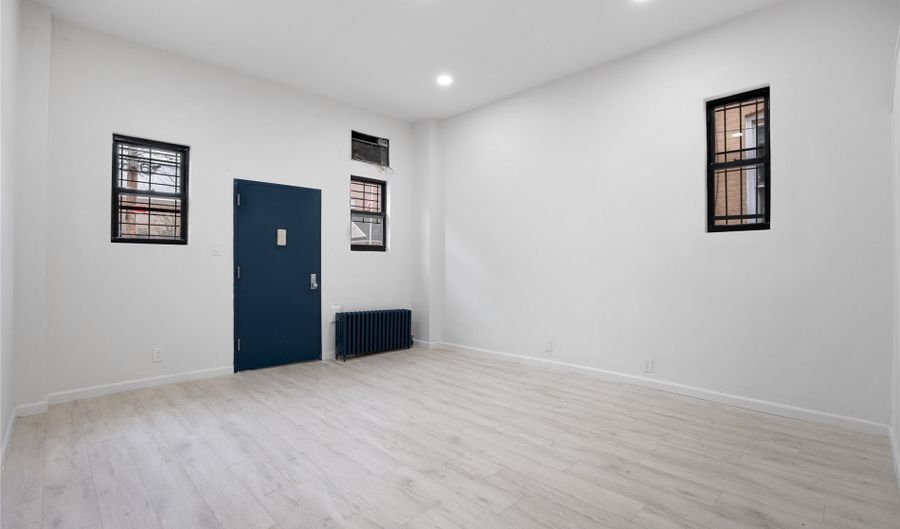 86-22 Jamaica Ave 1, Woodhaven, NY 11421 - 0 Beds, 1 Bath