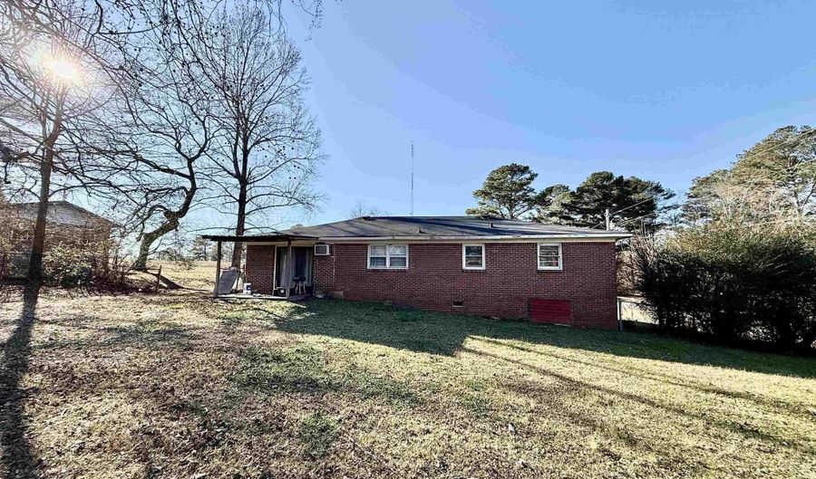 209 Gray Rd, Albertville, AL 35951 - 3 Beds, 1 Bath