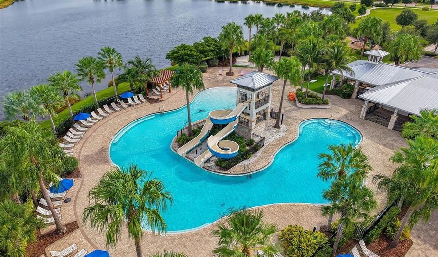 7526 PARADISO Dr, Apollo Beach, FL 33572 - 4 Beds, 3 Bath