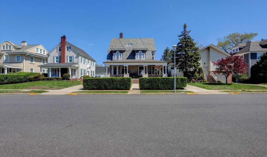 307 Spier Ave, Allenhurst, NJ 07711 - 4 Beds, 4 Bath