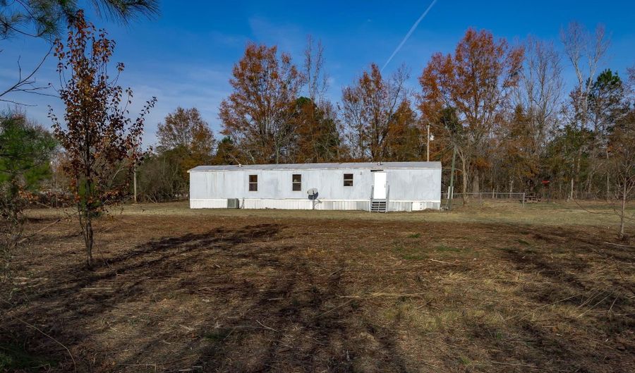 230 Placid Cir, Batesburg, SC 29006 - 3 Beds, 1 Bath