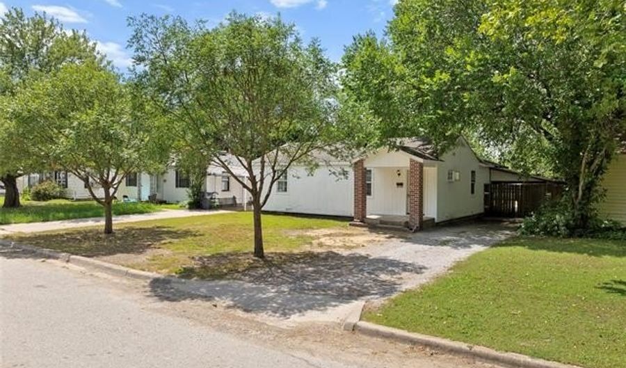 1624 7th NW, Ardmore, OK 73401 - 4 Beds, 3 Bath