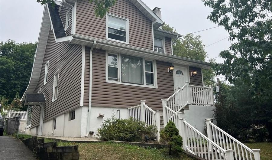1 8th St, Ridgefield Park, NJ 07660 - 3 Beds, 3 Baths, Single Family ...
