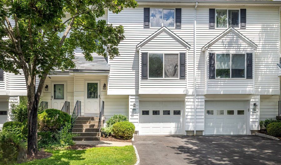 10 South St 77, Danbury, CT 06810 - 2 Beds, 2 Bath