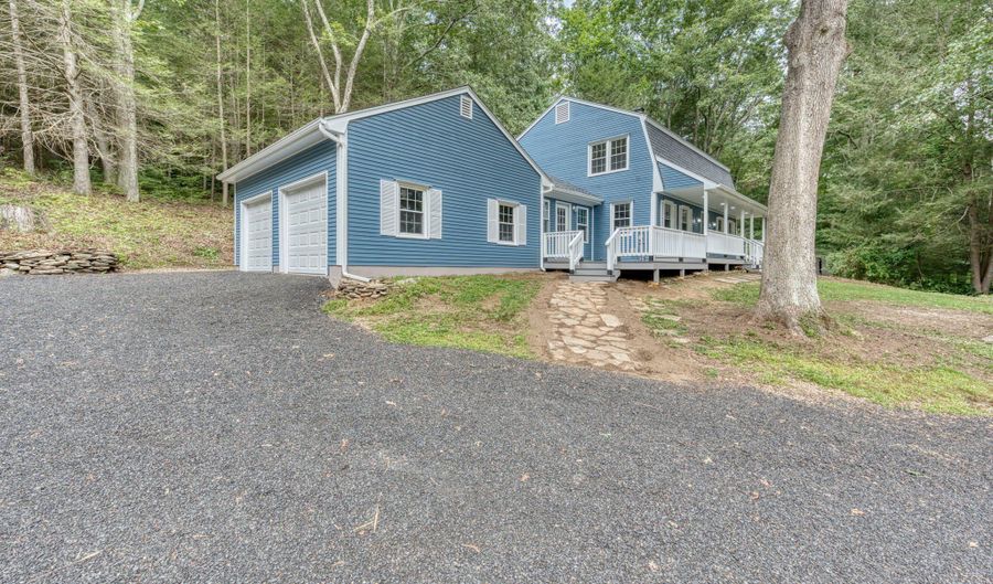 200 S River Rd, Coventry, CT 06238 - 3 Beds, 3 Bath