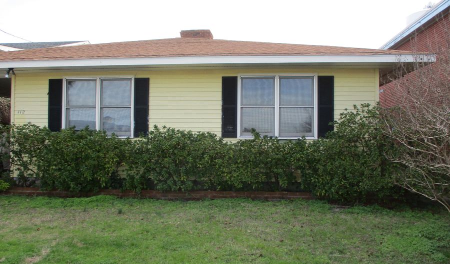 112 Fort Macon Rd, Atlantic Beach, NC 28512 - 2 Beds, 2 Bath