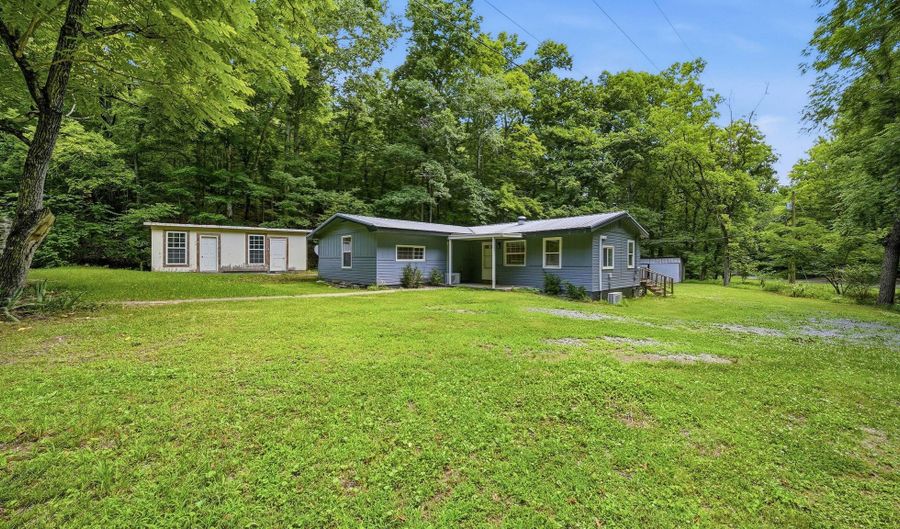 208 County Road 44, Athens, TN 37303 - 4 Beds, 2 Bath