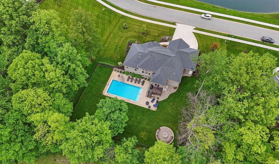 6212 Deer Hollow Rd, Auburn, IN 46706 - 3 Beds, 4 Bath