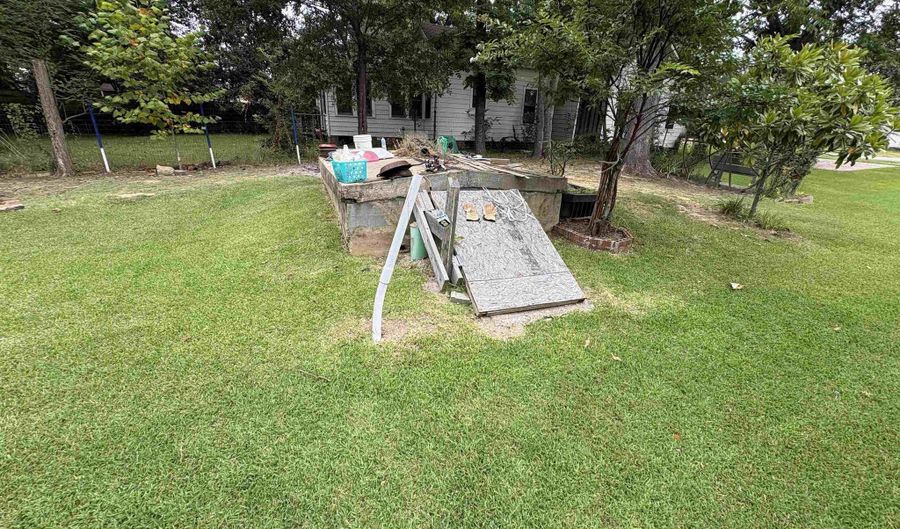 106 Arch St, Bald Knob, AR 72010 - 3 Beds, 2 Bath