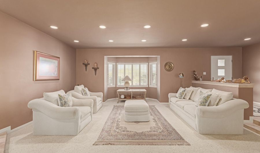 36220 N TOM DARLINGTON Dr, Carefree, AZ 85377 - 5 Beds, 4 Bath