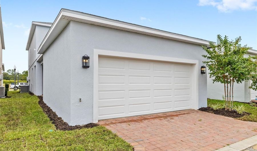 2527 LONG PINE St, Apopka, FL 32712 - 3 Beds, 3 Bath