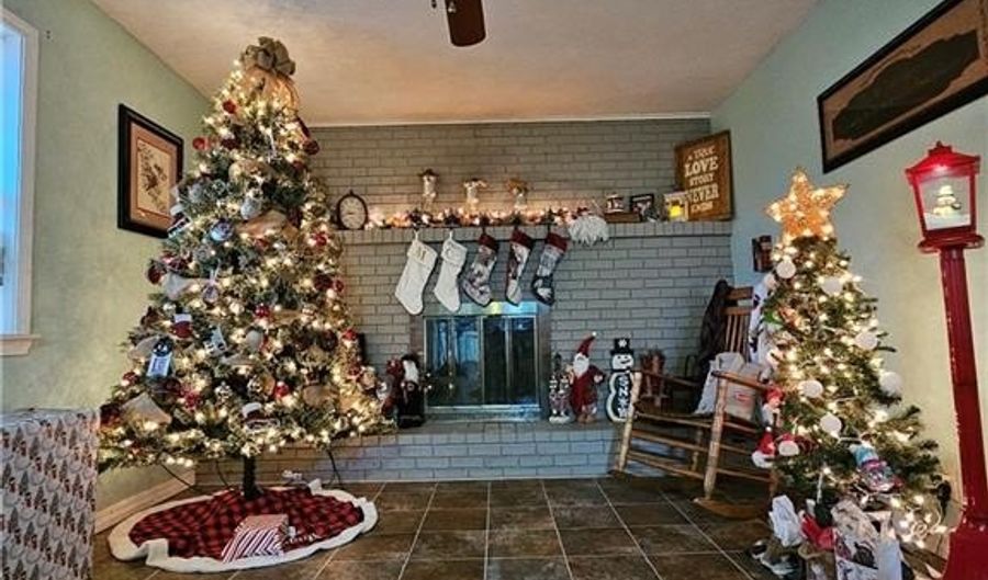 406 NE 6th, Atkins, AR 72823 - 3 Beds, 2 Bath