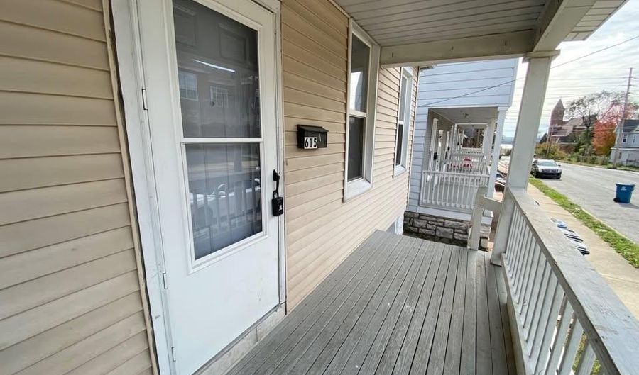 615 Central Ave, Alton, IL 62002 - 2 Beds, 1 Bath