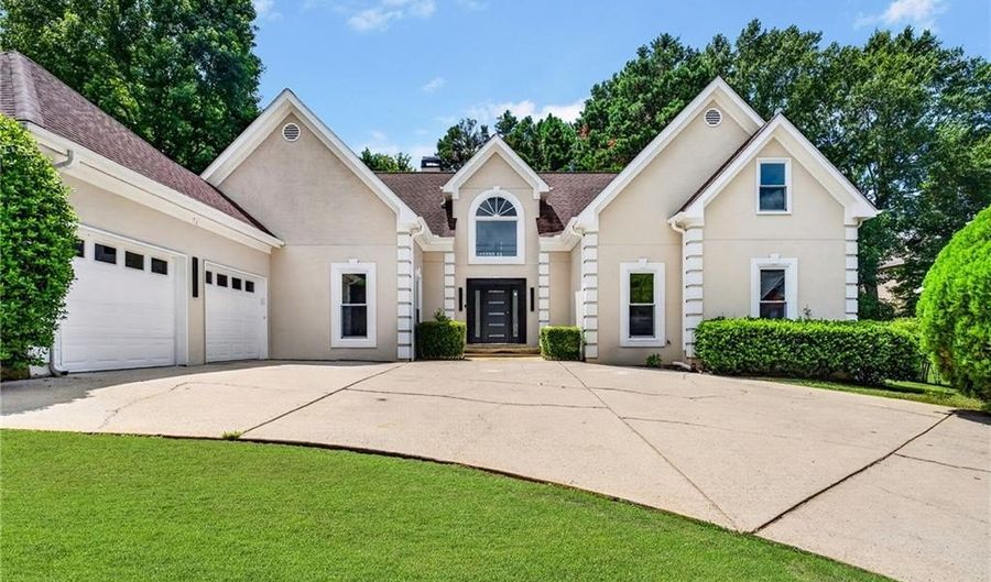 475 Trammell Dr, Alpharetta, GA 30009 - 5 Beds, 4 Bath