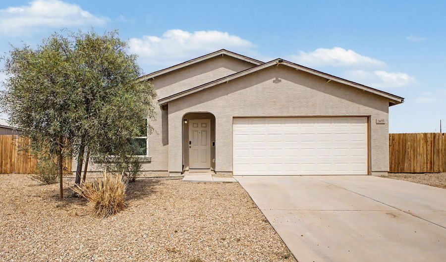 16015 S NAVISKA Rd, Arizona City, AZ 85123 - 4 Beds, 2 Bath