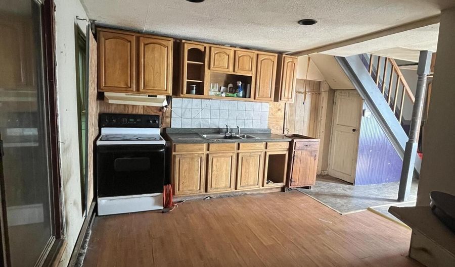 317 Sherman St, Albany, NY 12206 - 2 Beds, 1 Bath