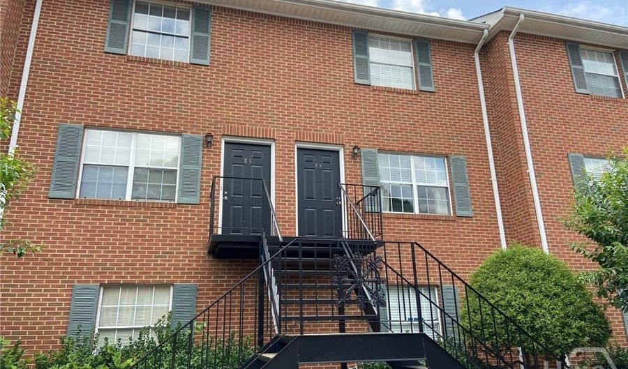 2165 S Milledge Ave #E6, Athens, GA 30605 - 4 Beds, 2 Bath