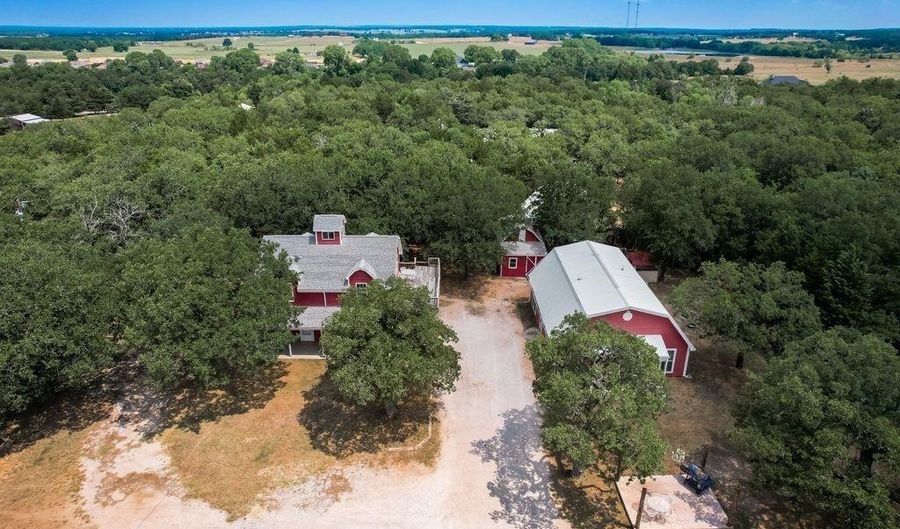 6122 Old Decatur Rd, Alvord, TX 76225 - 5 Beds, 4 Bath