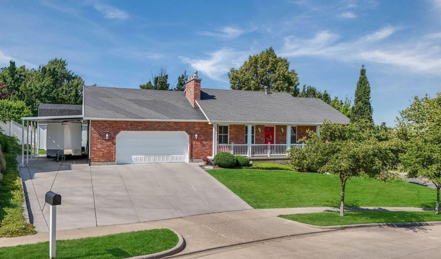 1138 Briggs Dr, Bountiful, UT 84010 - 5 Beds, 3 Bath