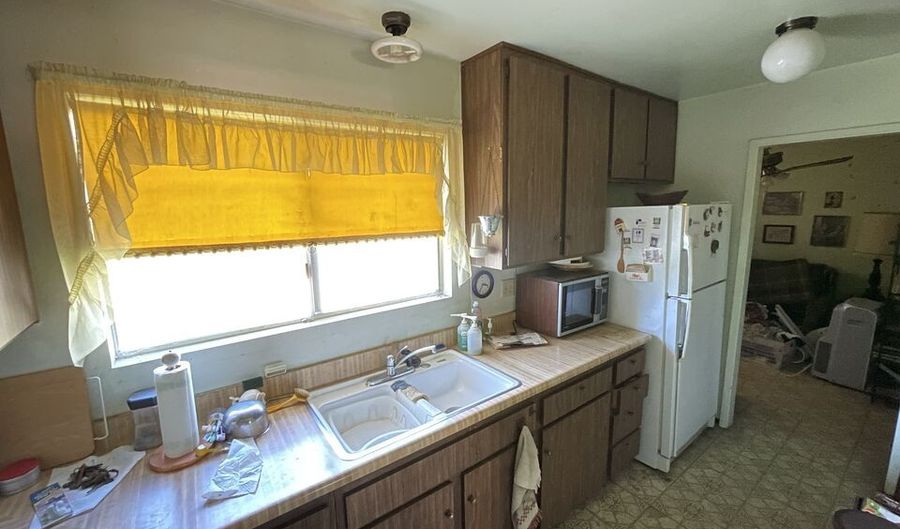 1413 Highridge Dr, Oceanside, CA 92056 - 2 Beds, 1 Bath