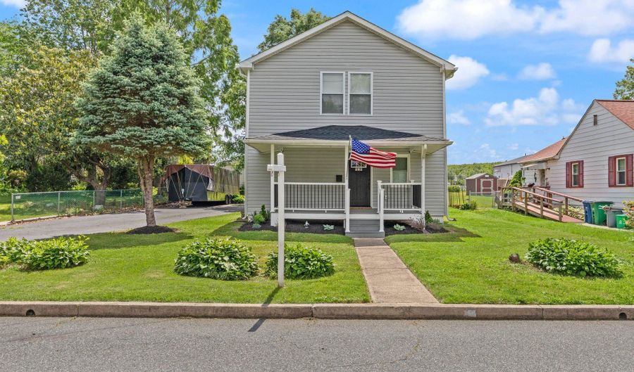 519 S PARKE St, Aberdeen, MD 21001 - 4 Beds, 2 Bath