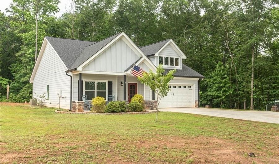 2038 Highway 63, Homer, GA 30547 - 3 Beds, 2 Bath