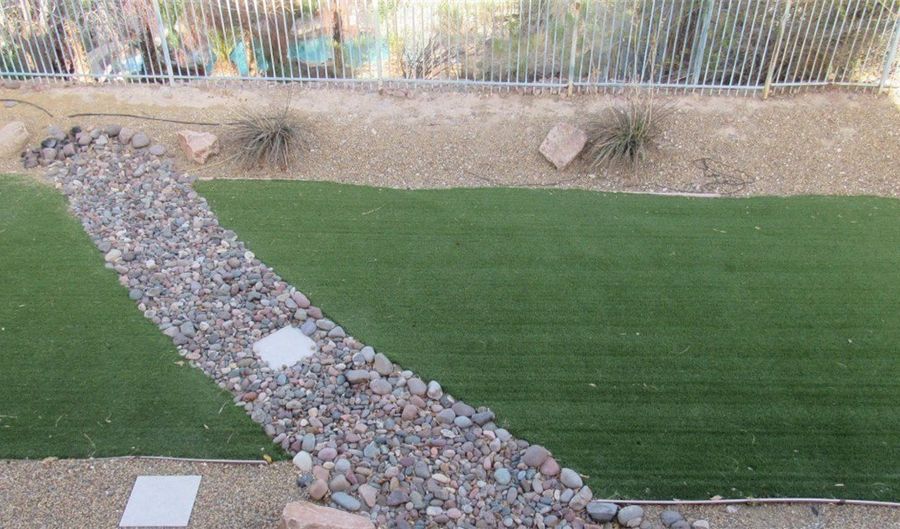 3044 Andretti Ln, Henderson, NV 89052 - 4 Beds, 5 Bath