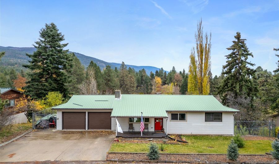 14306 Yenne Point Rd, Bigfork, MT 59911 - 5 Beds, 2 Bath