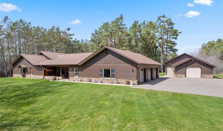 352 Westwood Dr, Aitkin, MN 56431 - 3 Beds, 3 Bath