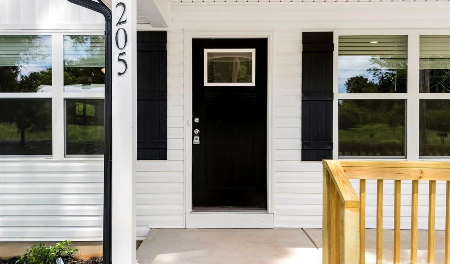205 S Slack St, Albemarle, NC 28001 - 3 Beds, 2 Bath