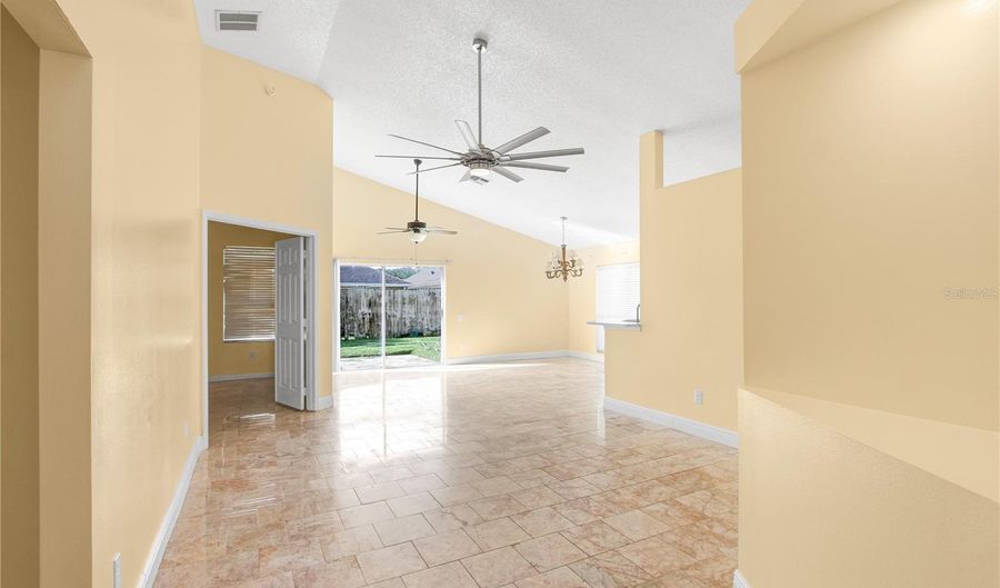 126 N WEATHERSFIELD Ave, Altamonte Springs, FL 32714 - 3 Beds, 2 Bath