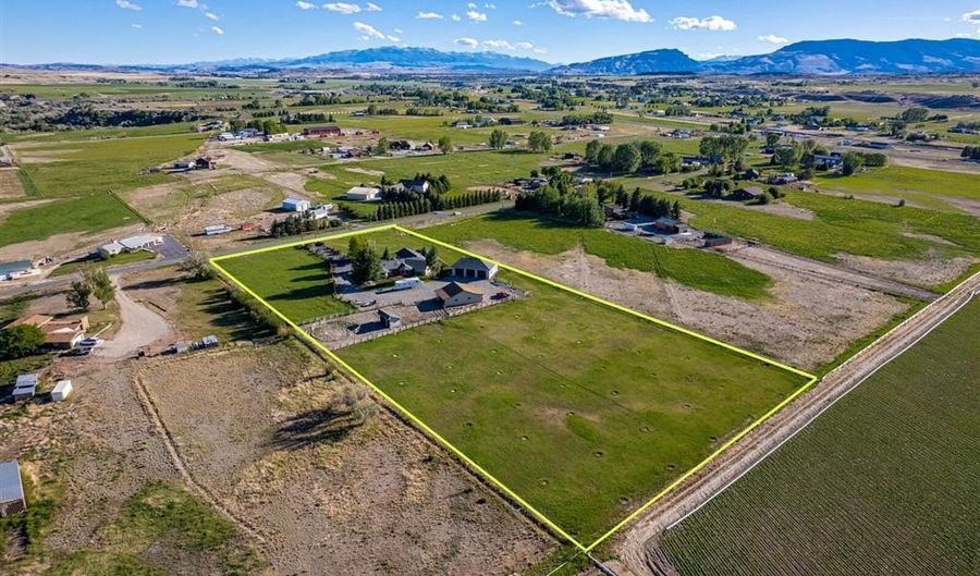 39 Nez Perce Dr, Cody, WY 82414 - 4 Beds, 4 Bath