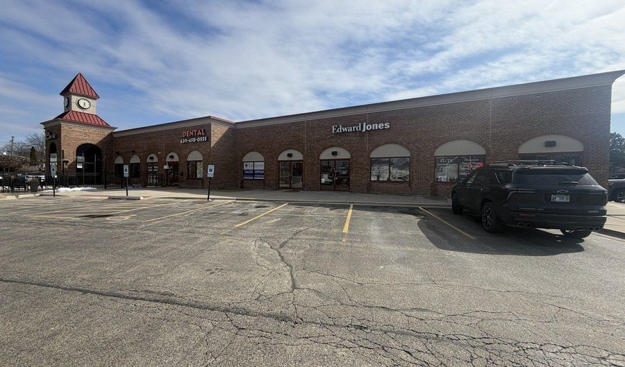 601 W Army Trail Blvd C, Addison, IL 60101 - 0 Beds, 0 Bath