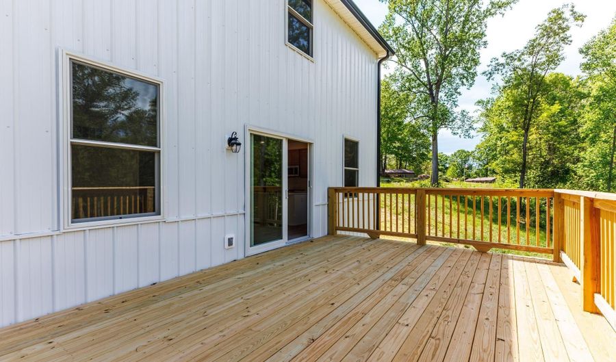 13 Red Oak Dr, Bedford, IN 47421 - 3 Beds, 3 Bath