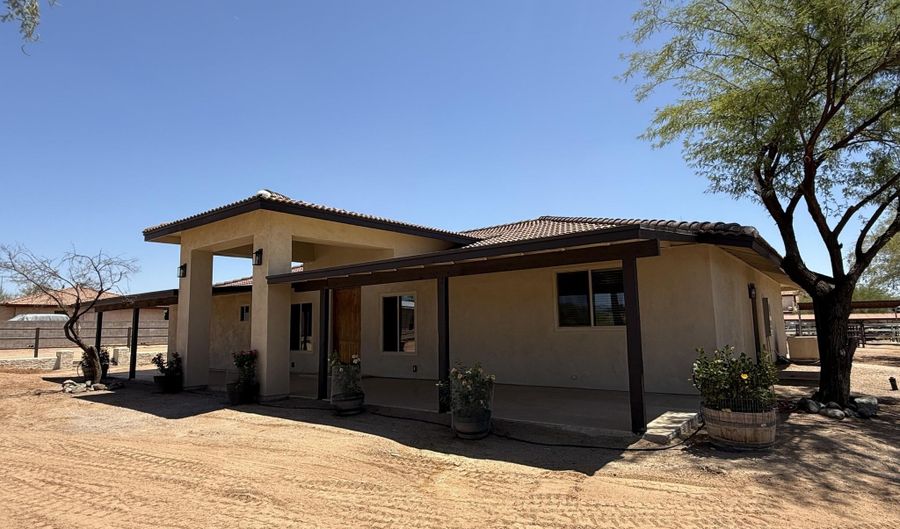6703 E Calle De Las Estrellas 1, Cave Creek, AZ 85331 - 3 Beds, 2 Bath
