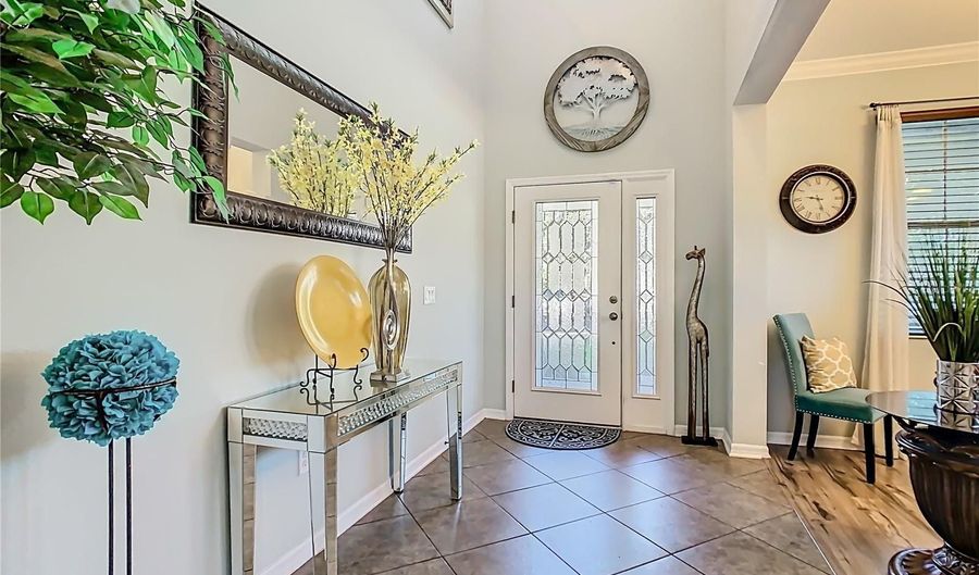 168 MAGNETA Loop, Auburndale, FL 33823 - 5 Beds, 4 Bath