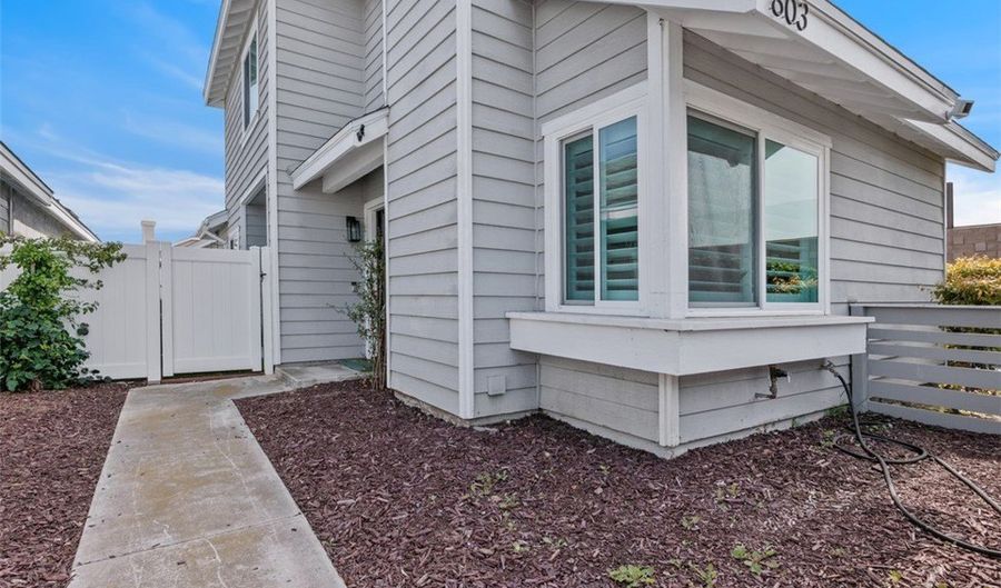 803 Skysail Ave, Carlsbad, CA 92011 - 3 Beds, 2 Bath