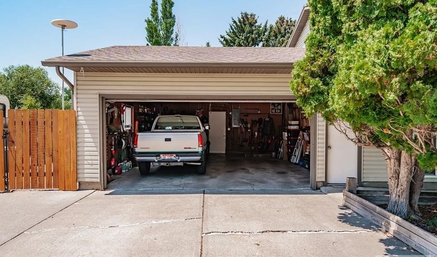 178 N 680 W, Blackfoot, ID 83221 - 3 Beds, 2 Bath