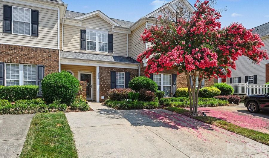 5338 Silabert Ave, Charlotte, NC 28205 - 2 Beds, 3 Bath