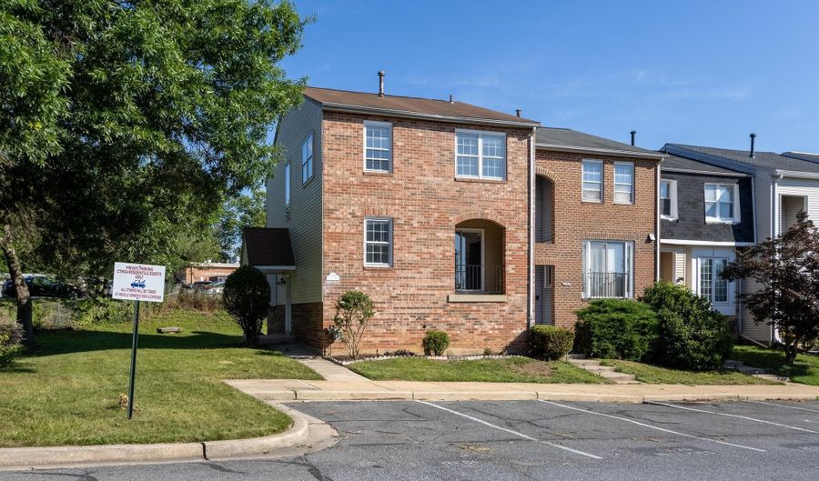 12203 BELTSVILLE Dr, Beltsville, MD 20705 - 4 Beds, 3 Bath