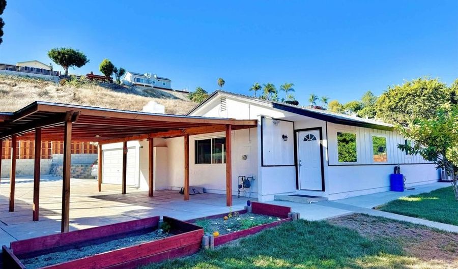 2801 College Blvd, Oceanside, CA 92056 - 3 Beds, 2 Bath