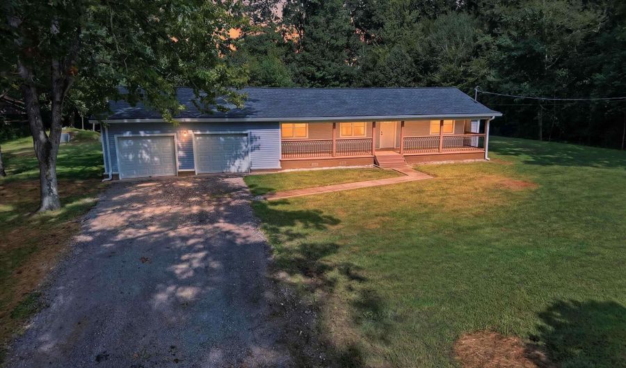 15631 Zehner Rd, Athens, AL 35611 - 3 Beds, 2 Bath