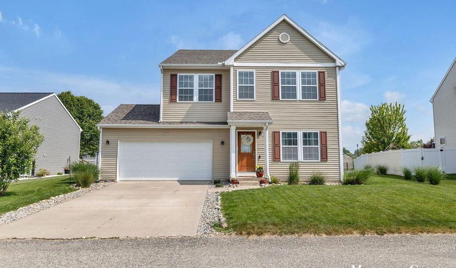 11617 Koala Bear Dr SE, Alto, MI 49302 - 4 Beds, 3 Bath