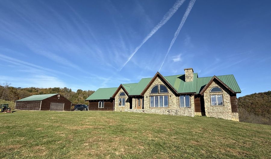 886 Trout Run Rd, Asbury, WV 24916 - 3 Beds, 3 Bath