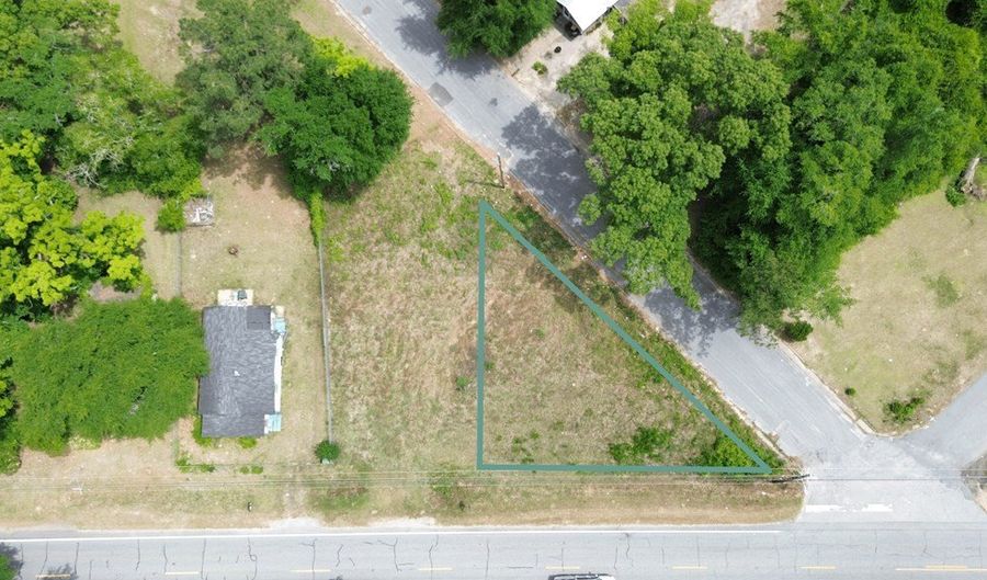 927 5th Ave, Bainbridge, GA 39817 - 0 Beds, 0 Bath