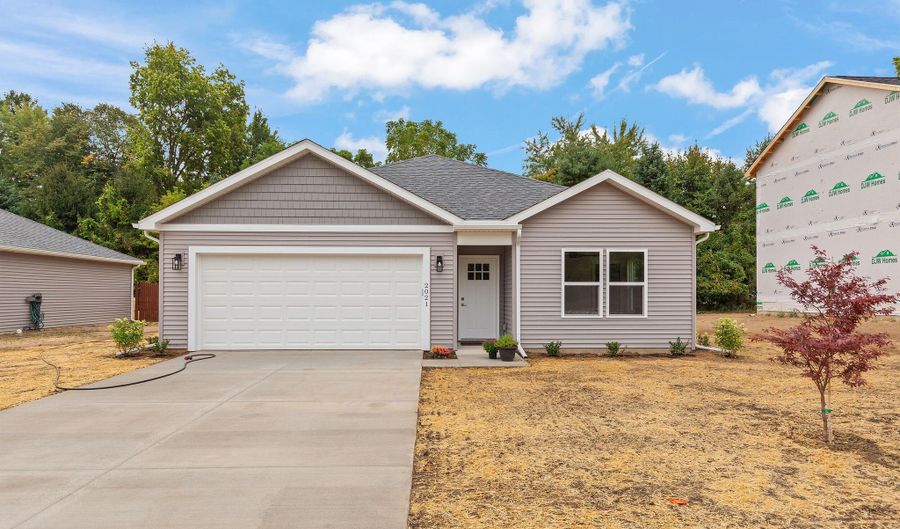 2771 Gady Pines Dr, Adrian, MI 49221 - 3 Beds, 2 Bath